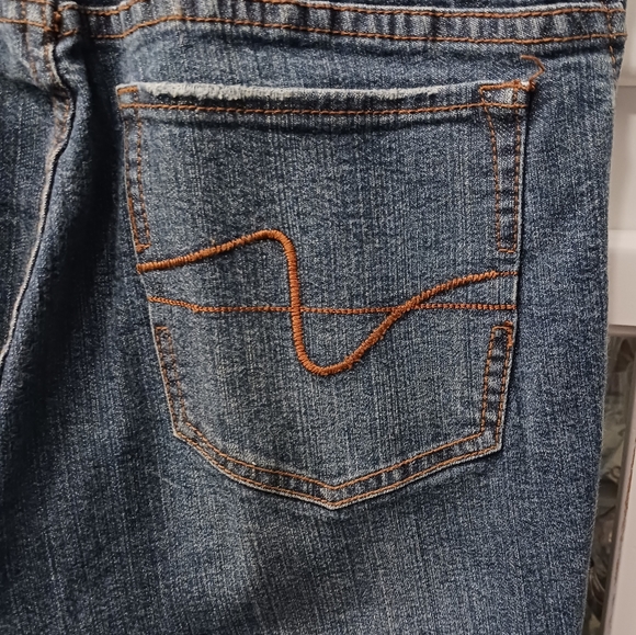 Women's Jeans - Picture 4 of 4